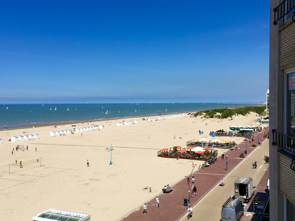 Zeedijk Oostduinkerke Frontaal Zeezicht - Volledig Gerenoveerd 2022! Exterior foto